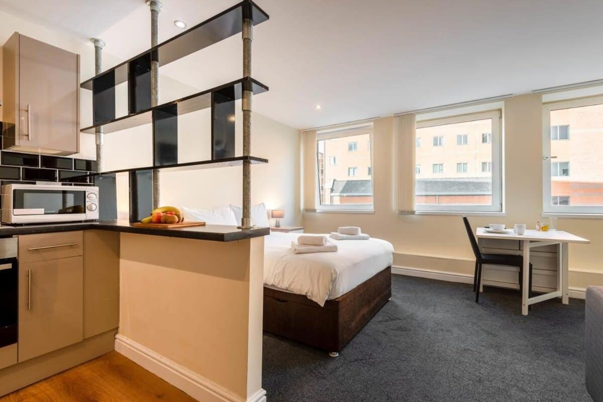 Апартаменти Modern & Bright Budget Studio In Central Донкастер Екстер'єр фото