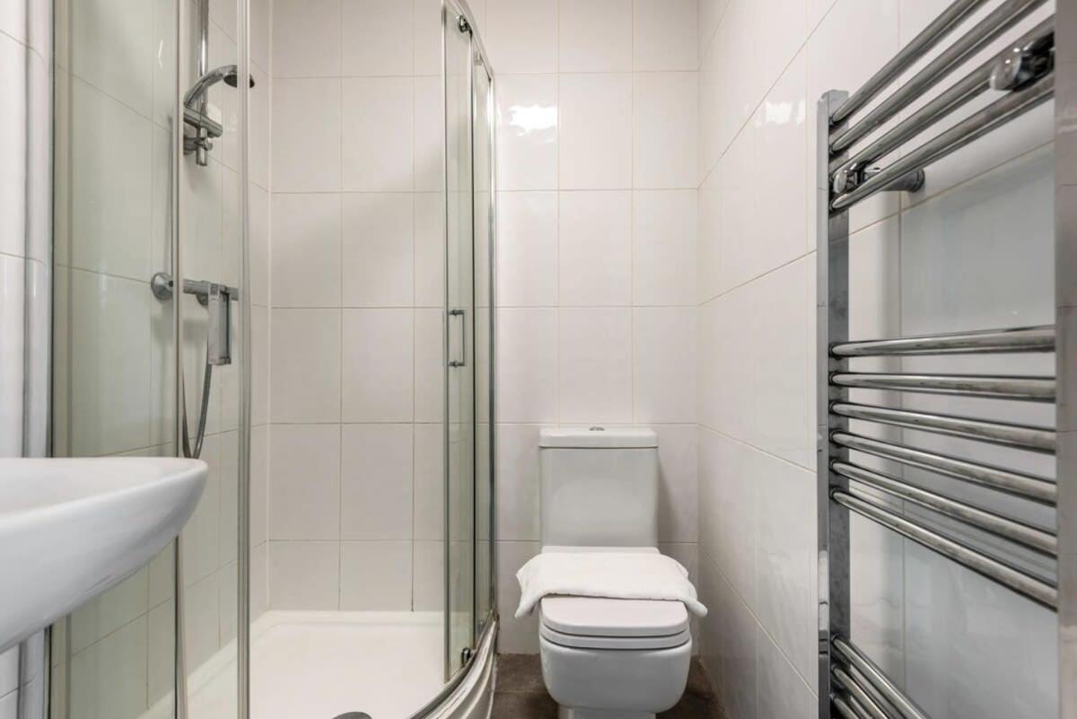 Апартаменти Modern & Bright Budget Studio In Central Донкастер Екстер'єр фото