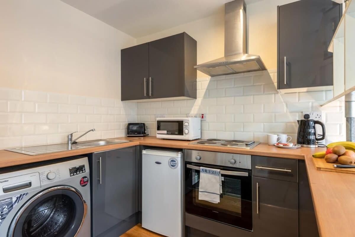 Апартаменти Modern & Bright Budget Studio In Central Донкастер Екстер'єр фото